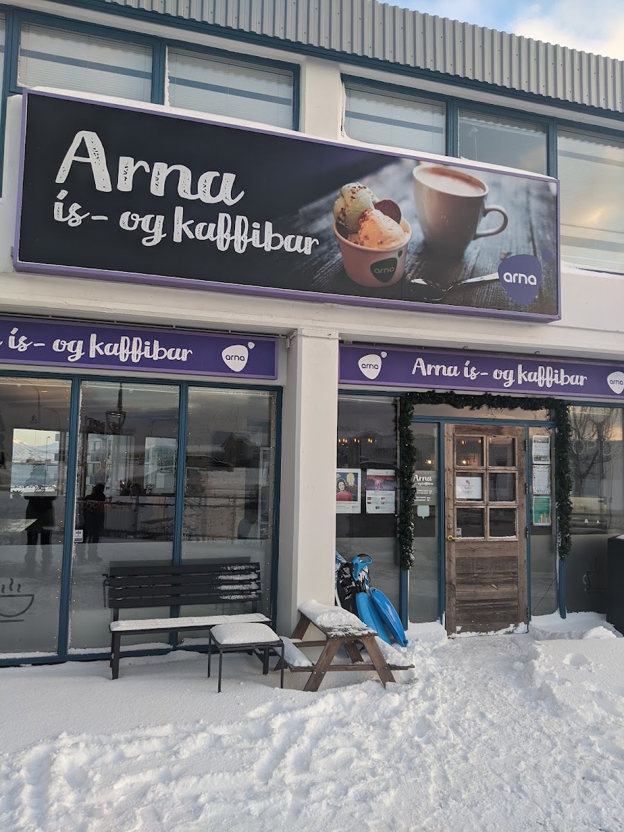 Coffee at Arna